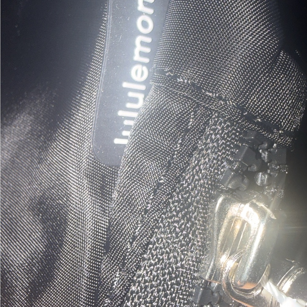 lululemon athletica Gray Men's Belt Bag - Picture 2 of 2